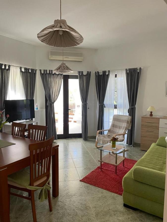 Apartments Sterna Grožnjan Eksteriør billede